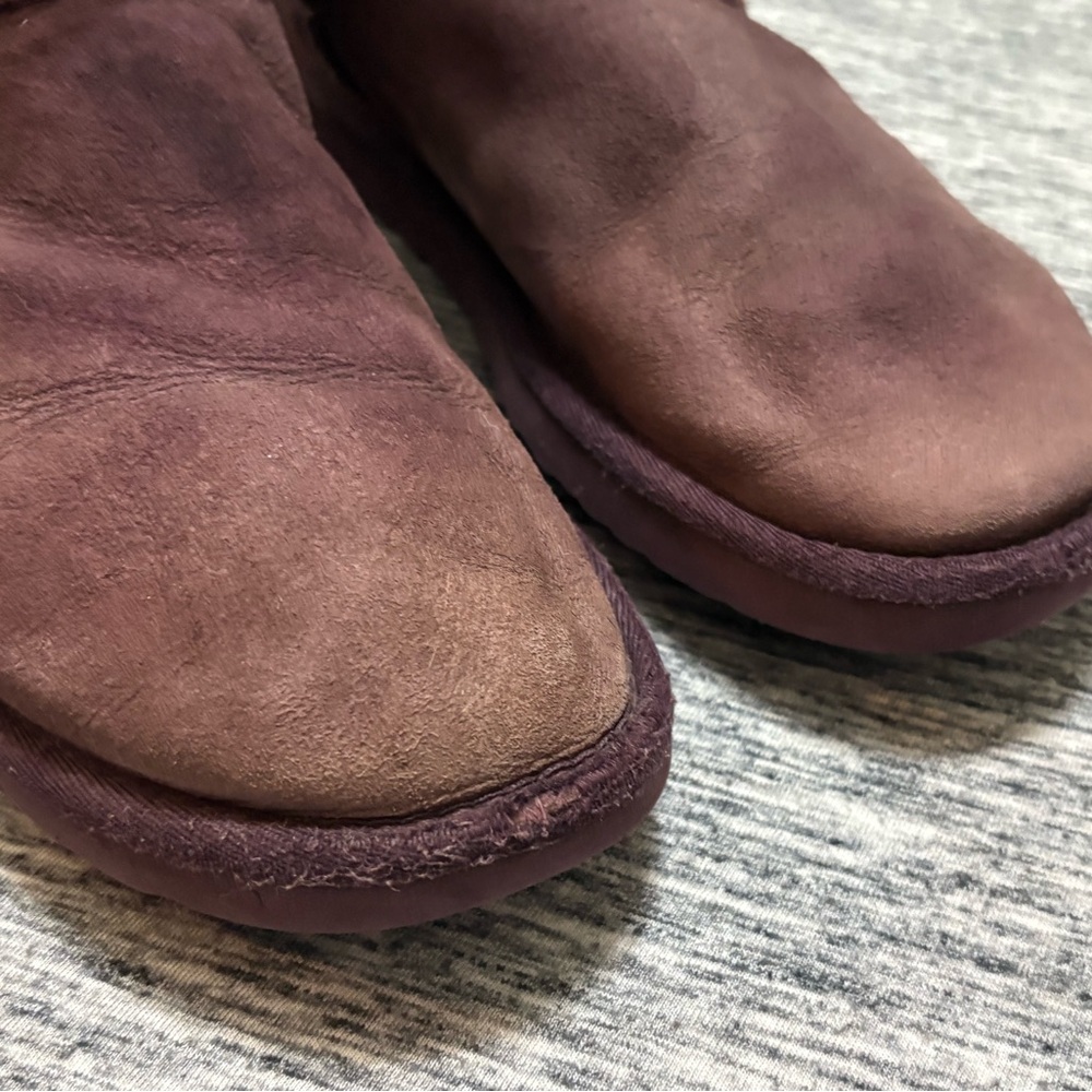 UGG Classic Short Boots Ladies 8 - Picture 6 of 8
